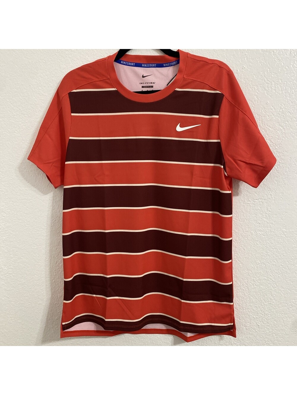 Nike Court Advantage Slam Red T Shirt Mens Size Medium FZ6934-696 Roland Alcaraz